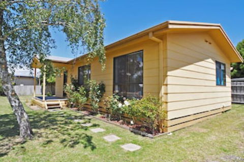 Alwyns By THE SEA PET Friendly - Tweed Heads Accommodation 0