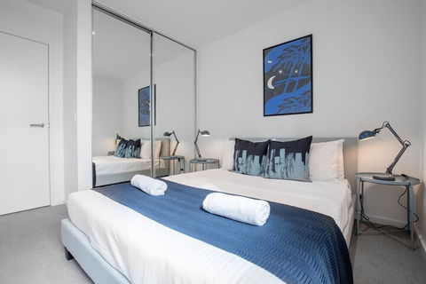 Melbourne Docklands Seaview Apartment At Collins St - Tweed Heads Accommodation 3