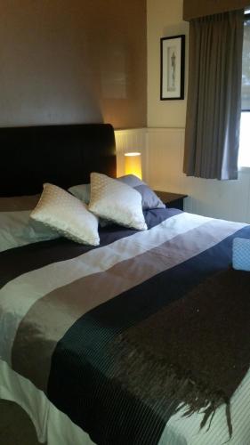 About Time Retreats Studio Three - Tweed Heads Accommodation 6