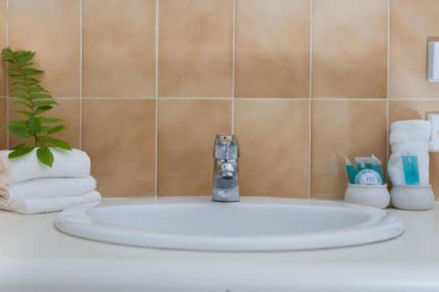Budget Apartment Trinity Beach - Tweed Heads Accommodation 0