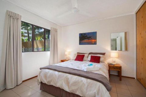 Budget Apartment Trinity Beach - Tweed Heads Accommodation 2