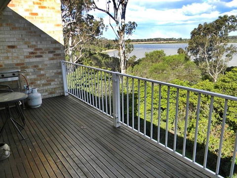 LAKESIDE2 - Tweed Heads Accommodation 6