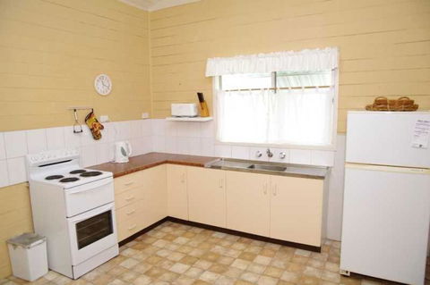 Almare 7 Gowing Street - Tweed Heads Accommodation 6