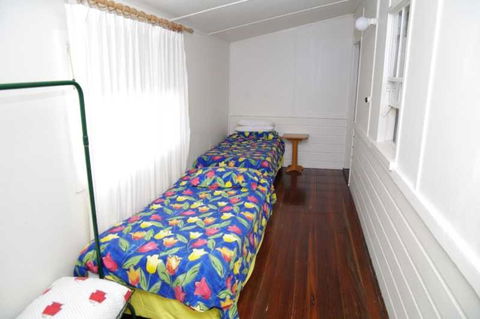Almare 7 Gowing Street - Tweed Heads Accommodation 1