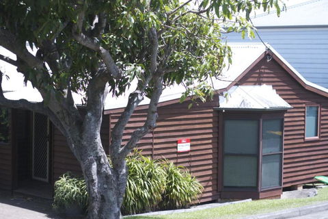 Almare 7 Gowing Street - Tweed Heads Accommodation 5