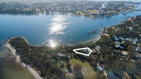 Lilys By The Lake Raymond Island Accommodation - Tweed Heads Accommodation 5