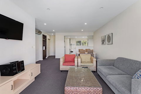 Pacific Blue Apartment 244 / 265 Sandy Point Rd - Tweed Heads Accommodation 5