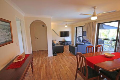 Hawaiian Gardens Unit 3 - Tweed Heads Accommodation 5