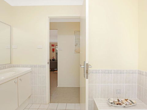 Pet Friendly Beach Home - Tweed Heads Accommodation 1