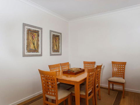 Three Bedroom Townhouse - Tweed Heads Accommodation 6