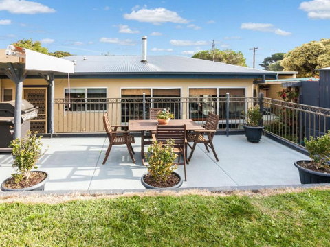 OCEAN SOUNDS Anglesea - Tweed Heads Accommodation 2