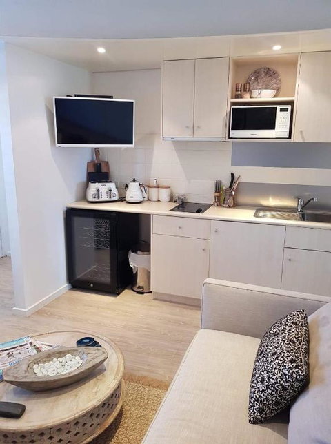 Cowes Partner Retreat Beachfront - Tweed Heads Accommodation 6