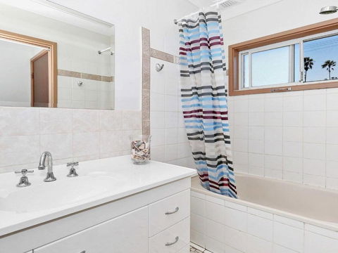 Surf Beach Views Quiet Position Close To Beach - Tweed Heads Accommodation 6