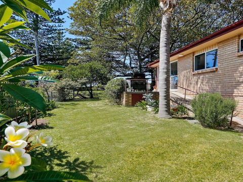 Surf Beach Views Quiet Position Close To Beach - Tweed Heads Accommodation 4