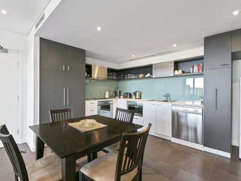 LORNE CHALET APARTMENT 36 Central Location - Tweed Heads Accommodation 6