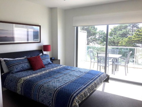 444 The Waves - Tweed Heads Accommodation 6