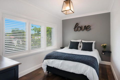 Hydrangeas - Tweed Heads Accommodation 6