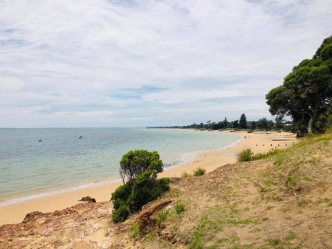 Stylish Island Getaway BEACHFRONT APARTMENT - Tweed Heads Accommodation 6