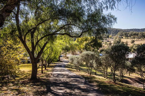 Capers Guesthouse Barn & Cottage - Tweed Heads Accommodation 3