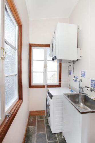 BEACH SHOPS & FABULOUS VACATION HOME! - Tweed Heads Accommodation 5
