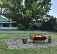 Tabitha Hill Cottage - Tweed Heads Accommodation