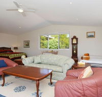Morisset Waterfront 1bdr Studio looking over Trinity Marina - Tweed Heads Accommodation
