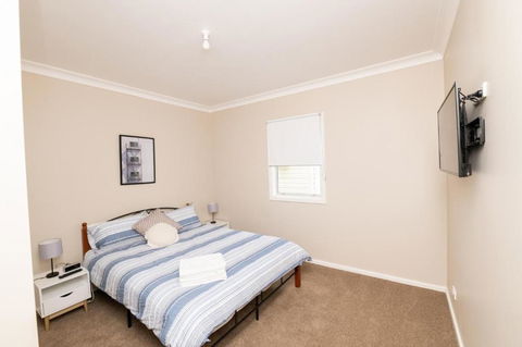 Kinross On Cox Sweet Neat & Simple + Wifi - Tweed Heads Accommodation 6
