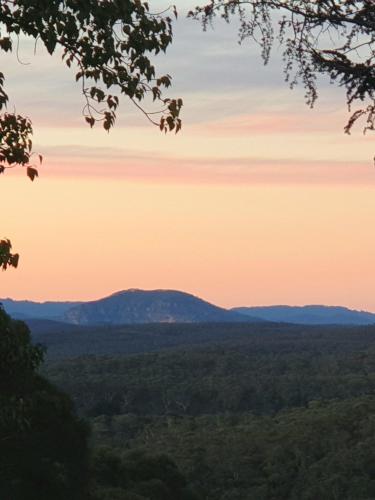 NEW Winston Cottage Leura Views & Location - Tweed Heads Accommodation 6