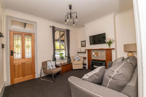 Edward Cottage ?Heritage Central Comfortable. - Tweed Heads Accommodation 2