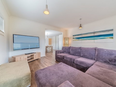 Genesta 5B House In Cowes - Tweed Heads Accommodation 2