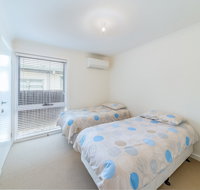 Genesta 5B House in Cowes - Tweed Heads Accommodation
