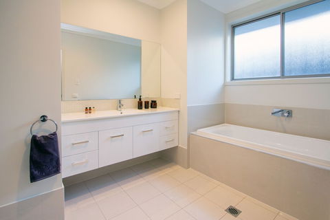 Vantage Court A Hidden Gem Of Mudgee 11 - Tweed Heads Accommodation 1