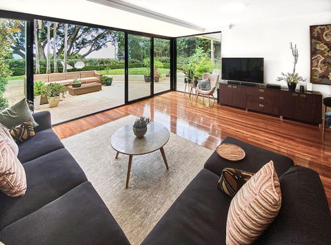 BELLEVUE GARDEN OASIS-hosted By L'Abode - Tweed Heads Accommodation 3