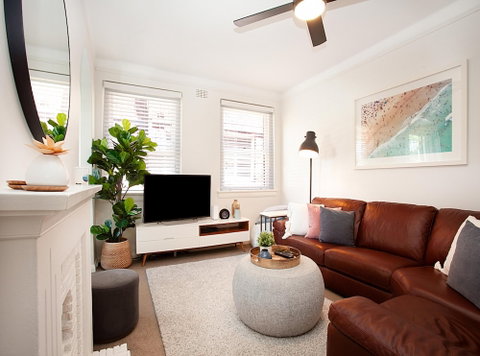 Art Deco Delight - Tweed Heads Accommodation 5