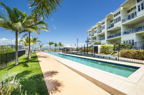 Beachside Apartment 5 - Tweed Heads Accommodation 0