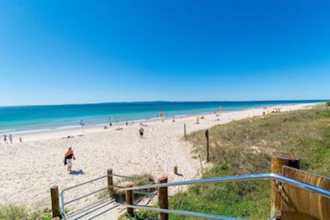 Large Family Waterfront Home With Room For A Boat Welsby Pde Bongaree - Tweed Heads Accommodation 0