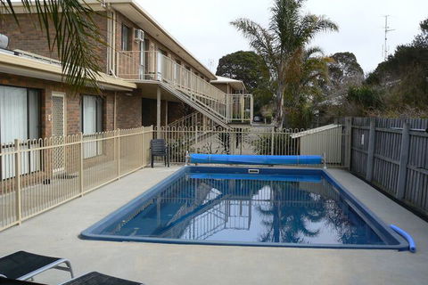 Allambi Holiday Apartments - Tweed Heads Accommodation 4