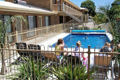 Allambi Holiday Apartments - Tweed Heads Accommodation 6