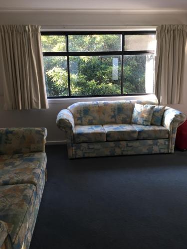 Central Cowes Family Townhouses - Tweed Heads Accommodation 6