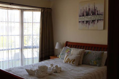 Australian Home Away At Doncaster Elgar - Tweed Heads Accommodation 7