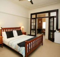 The Bank Guesthouse - Tweed Heads Accommodation