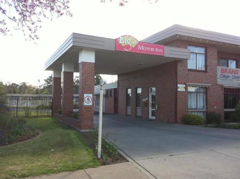 Big Valley Lakeside Paradise Motor Inn - Tweed Heads Accommodation 0