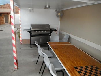 Bondi Motel - Tweed Heads Accommodation 0