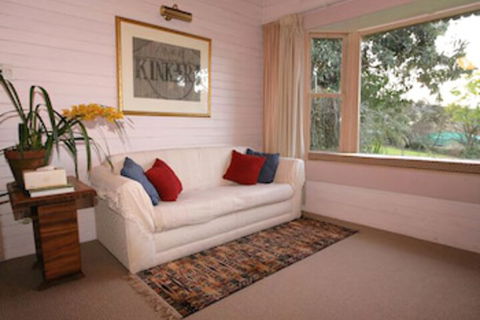 Hermitage Cottage - Tweed Heads Accommodation 1