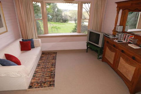 Hermitage Cottage - Tweed Heads Accommodation 7