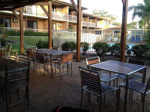 Hawks Nest Motel - Tweed Heads Accommodation 1