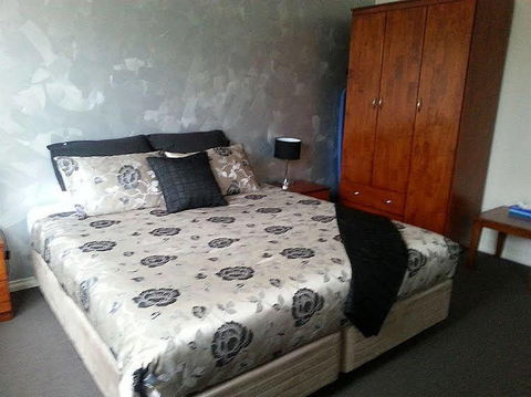 Collie Heights Motel Apartments - Tweed Heads Accommodation 0