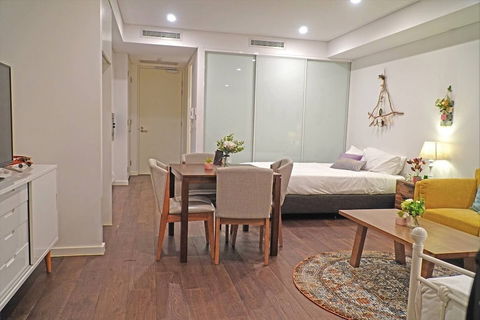 C08-darling Harbour Studio - Tweed Heads Accommodation 2