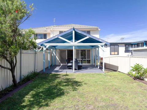 Walk On Birubi 1 / 40 Ocean Ave Pet Friendly WIFI Boat Parking & Water Views - Tweed Heads Accommodation 4
