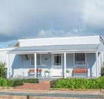 The Rested Guest 3 Bedroom Cottage West Wyalong - Tweed Heads Accommodation